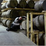Lutz im Edradour Distillery Whiskylager