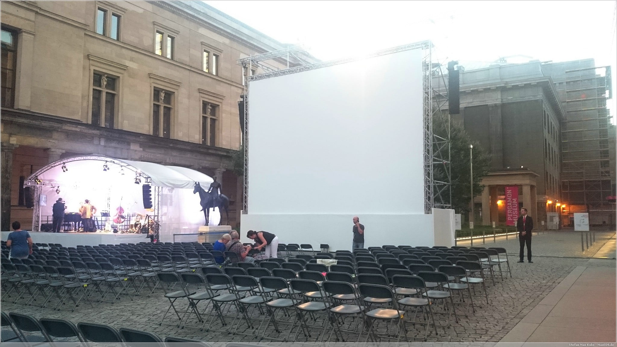 gesehen: Unheimliche Geschichten unterm Sternenhimmel