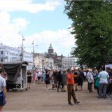 Marinepark, im Hintergrund die Uspenski-Kathedrale