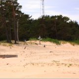 Ost/West-Pfeile links im Bild, Kap Kolka