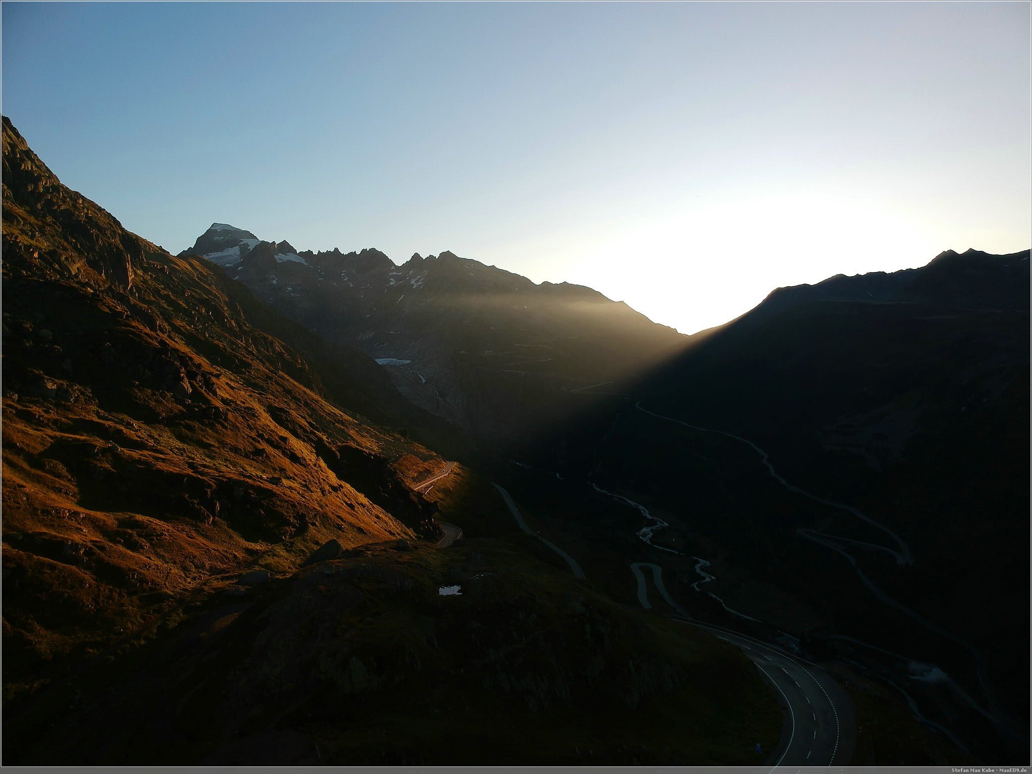 Sonnenaufgang am Grimsel