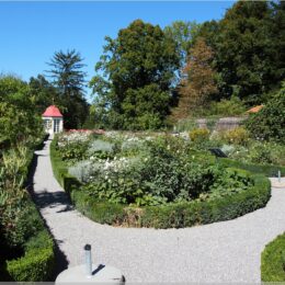 Rosengarten, Schloss Heidegg