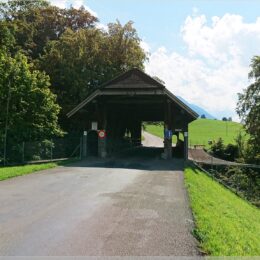 Hohe Brücke