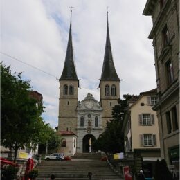 St. Leodegar Kirche