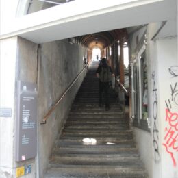 Treppe zur Schlosskirche und Schloss