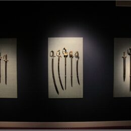 Ausstellung Schwerter, Degen, Säbel, Schloss Thun