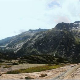 Blick vom Gelmersee zum Grimsel