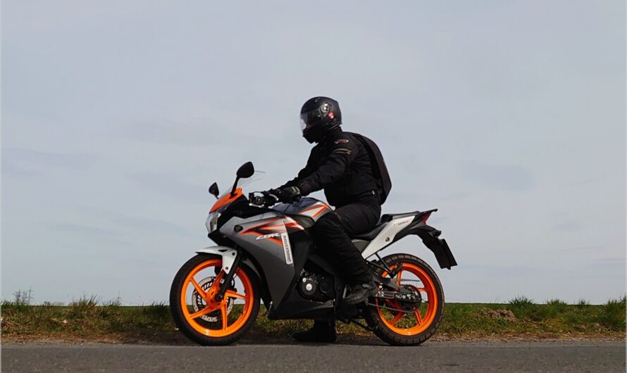 reduziert: aus 2 mach 1, hallo Honda CBR125R