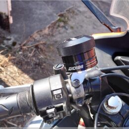 Ölbehälter am Lenker