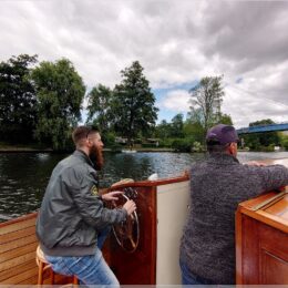mein Neffe darf auch mal steuern
