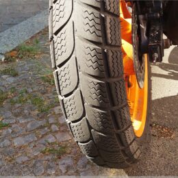 Kenda Winterreifen hinten