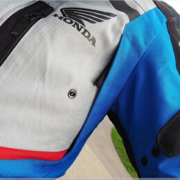 Lüftung am Oberkörper