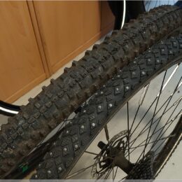 Schwalbe Marathon Winter Plus im Vergleich zum Smart Sam Plus