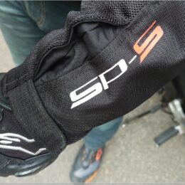 Weitenverstellung am Handgelenk