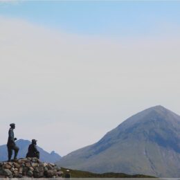 Heroes of the Hills, Marsco (rechts)