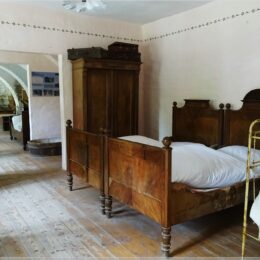 eingerichtete Wohnung im Bohlenbinderhaus