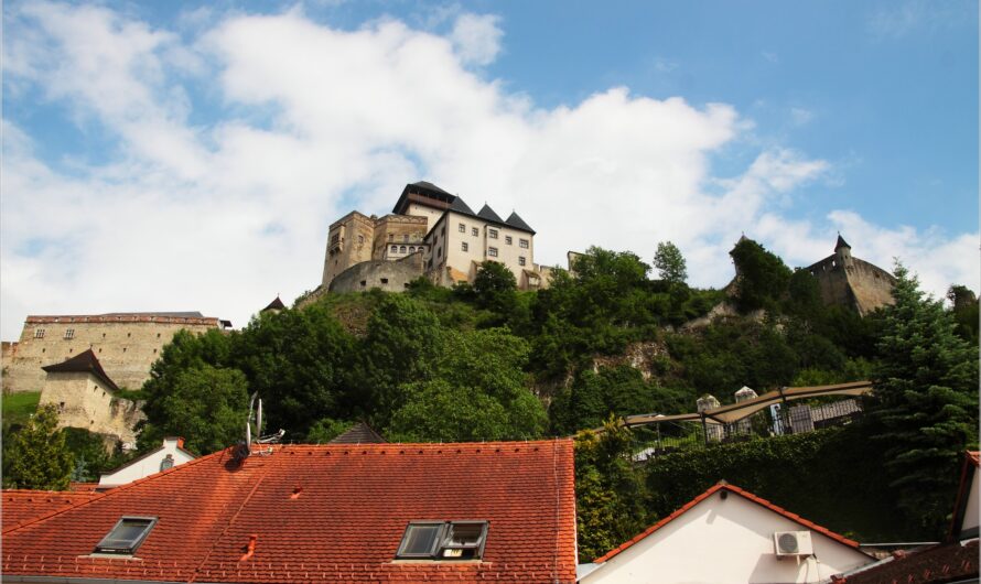 Ins Zentrum des Waagtals