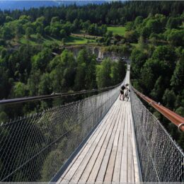 Goms Hängebrücke