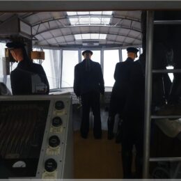 im Cockpit eines Luftschiffes
