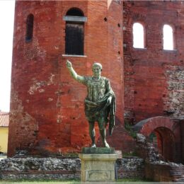 Statua di Cesare Augusto