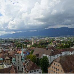 Blick von der St. Ursen-Kathedrale