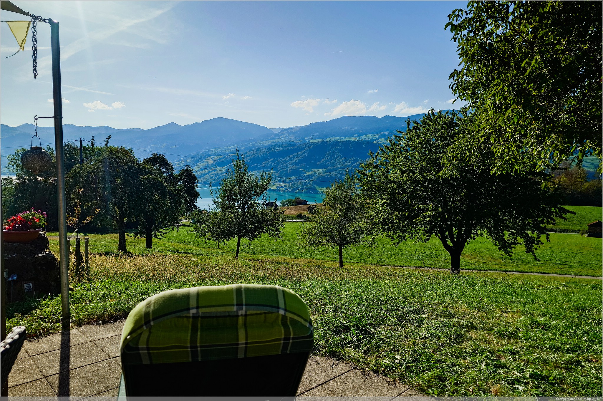 Blick hinunter zum Sarnersee
