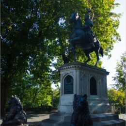 Erlach-Denkmal