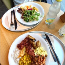 Abendessen im Tibits, Bern