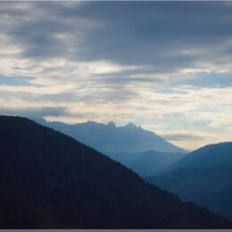Blick zu den westlichen Dolomiten